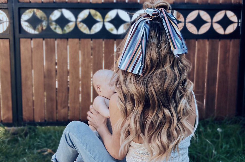 Why The Halo is The Best Hair Extension For Mums